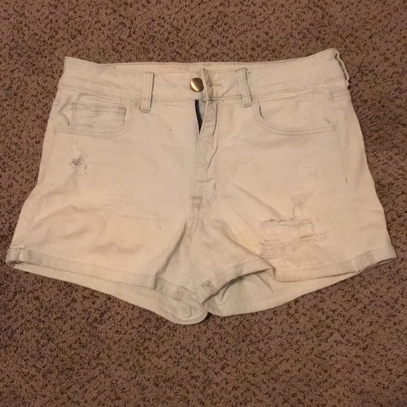 American Eagle Outfitters Pants - AE Highly-Rise shortie.